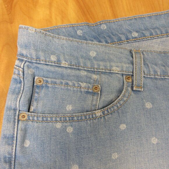 LEVI'S Polka Dot Mid Length Denim Jean Shorts Sz 34 (18) Light Wash Cotton Jorts - Picture 3 of 14